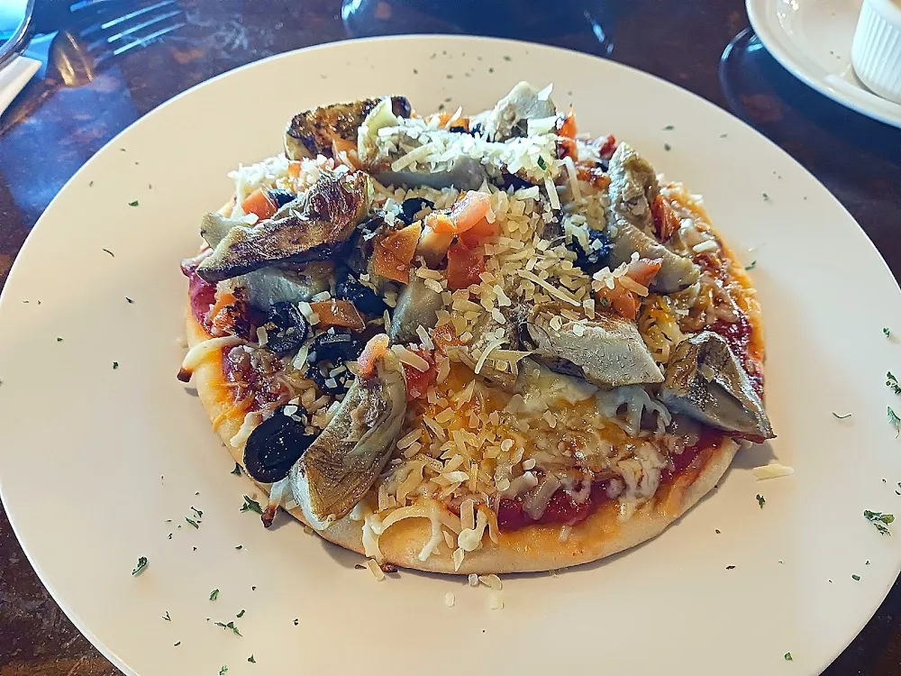 Personal Artichoke Pizza